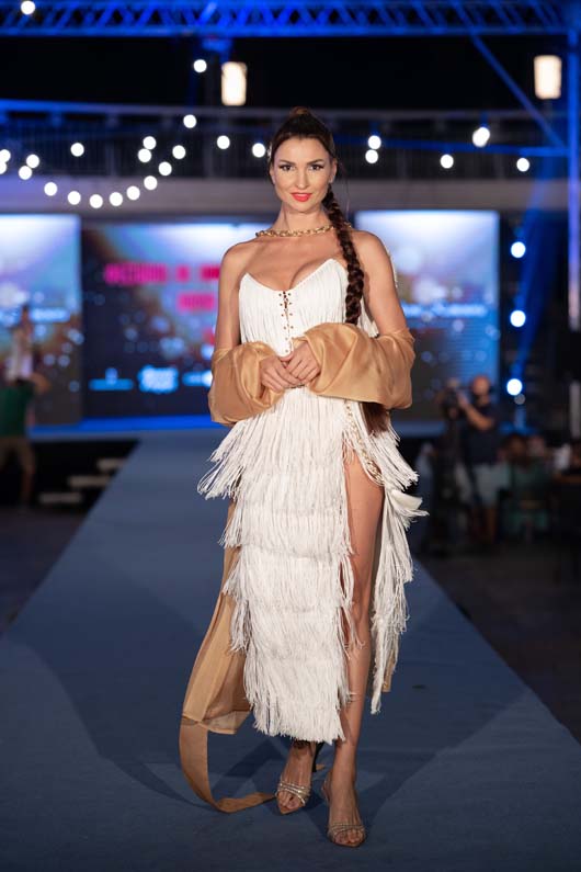 Стефани Каменова на Фестивала на Модата и Красотата